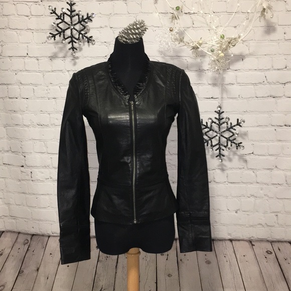 Danier Jackets & Blazers - 🧥 DANIER Black Leather bomber jacket